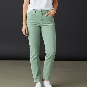 Vineyard Vines Women's Straight-Leg lightweigh corduroy Pants in Sage Green.
